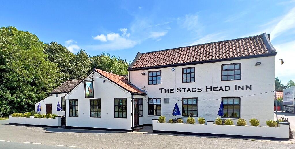 Staggs Head Pub, Lelley